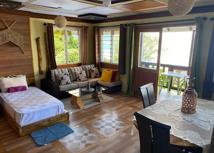Mouggae Blues Villas Beau Vallon 