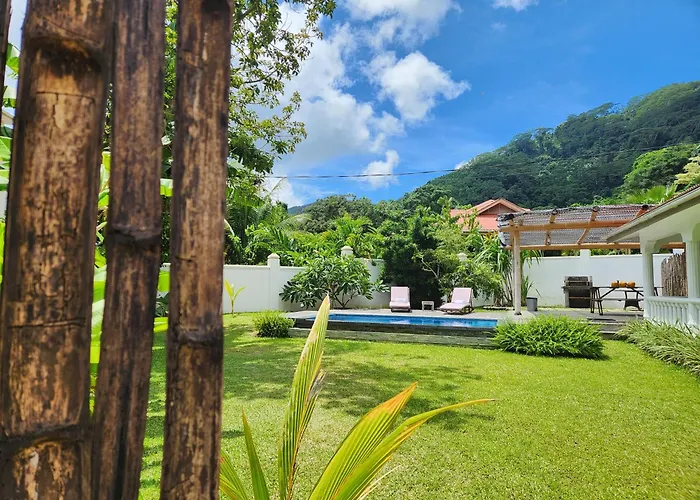 Kaz Memel Villa Beau Vallon 
